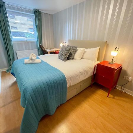 Kelvingrove 2 Bedroom Apartment - Private Parking 글라스고 외부 사진