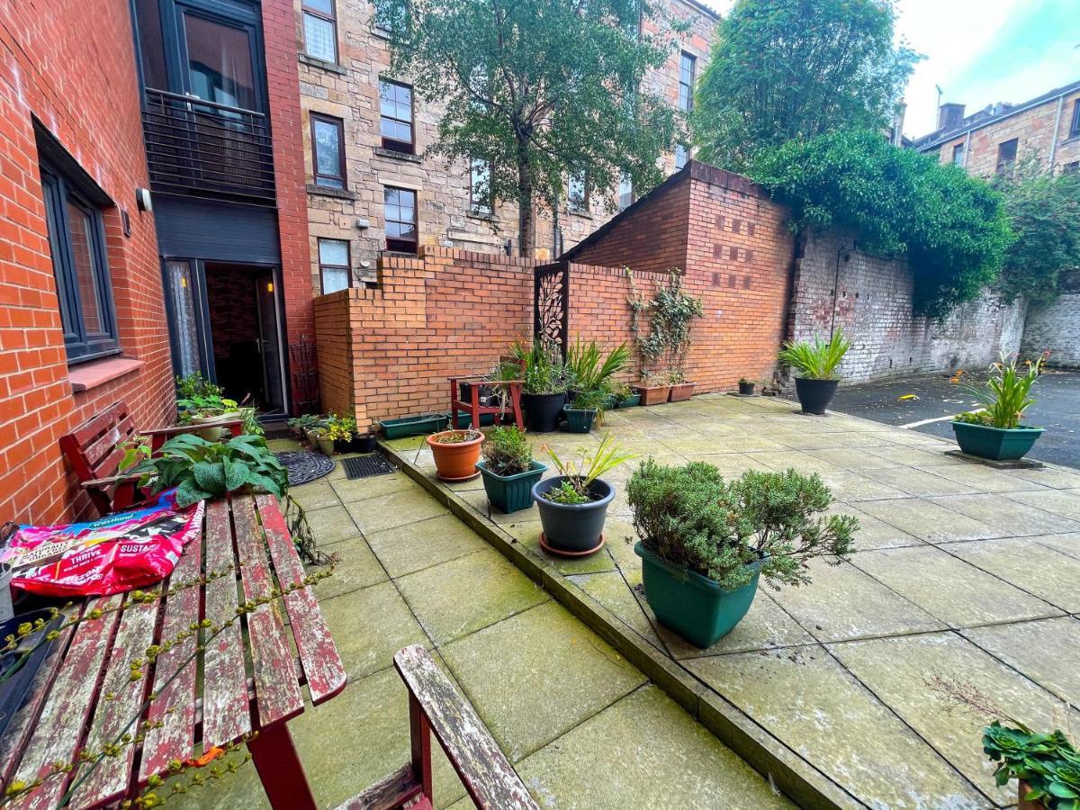 Kelvingrove 2 Bedroom Apartment - Private Parking 글라스고 외부 사진