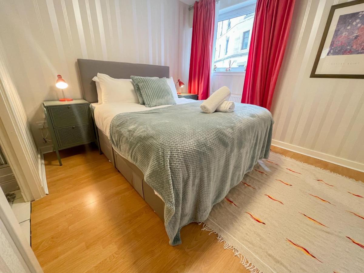 Kelvingrove 2 Bedroom Apartment - Private Parking 글라스고 외부 사진